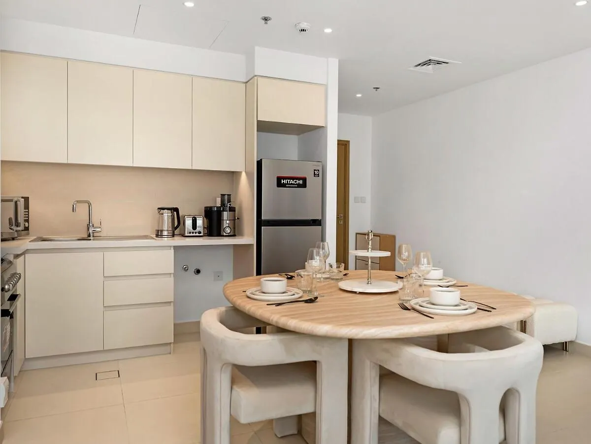 Creek Waters And Park View Apartment Dubai